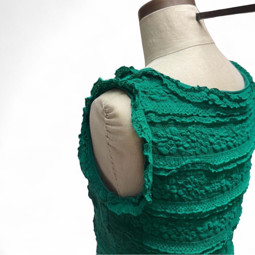 Max Edition Green Lace Sleeveless Midi Dress - Picture 7 of 8